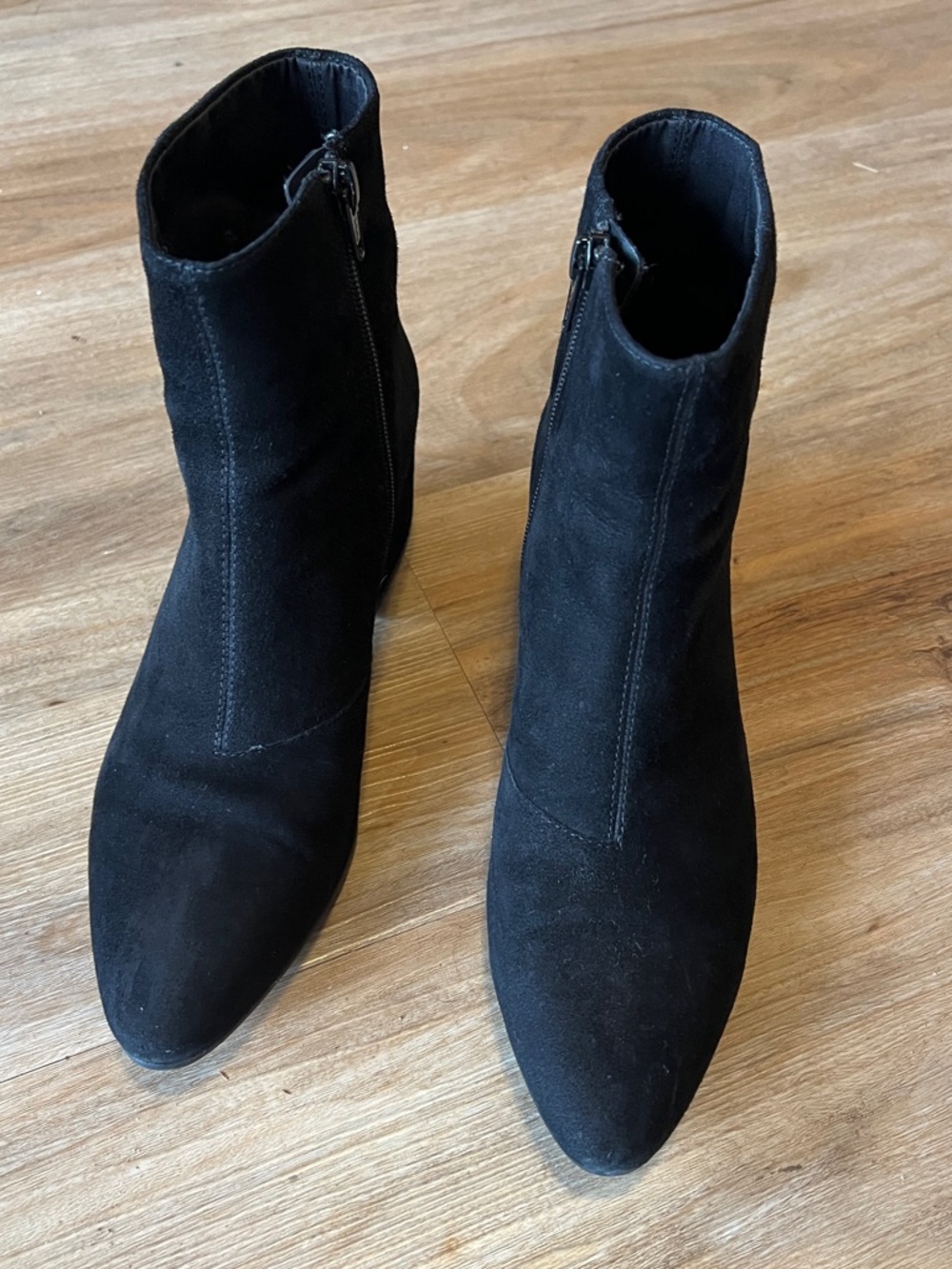 Vagabond Black Suede Pointed Ankle Boots with Side Zip